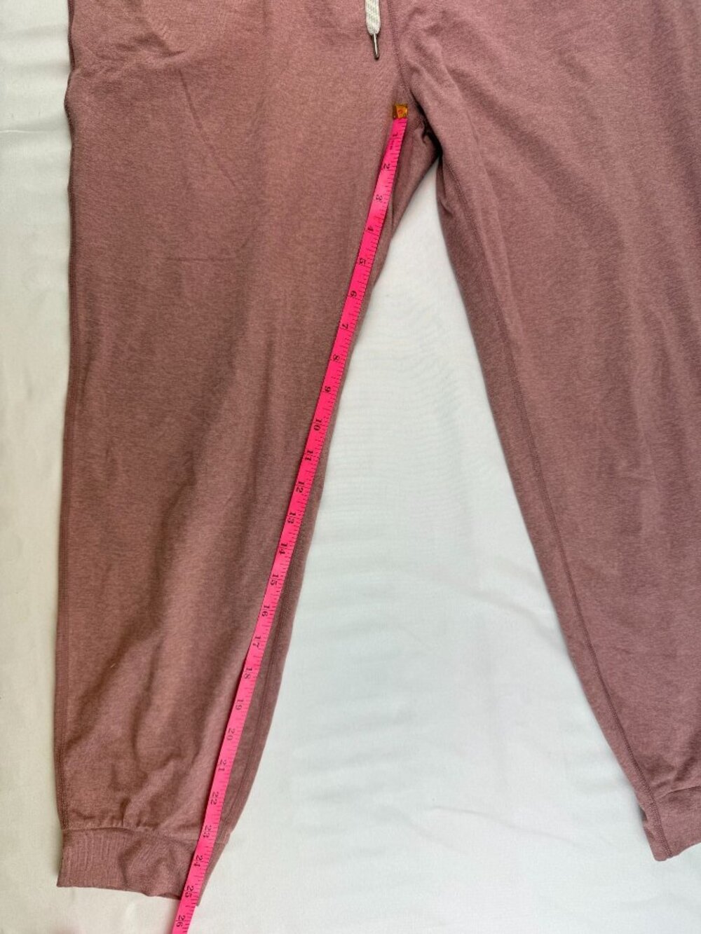 Vuori Performance Joggers Women’s Medium Pink DreamKnit Pants Drawstring VW303 - Picture 7 of 7